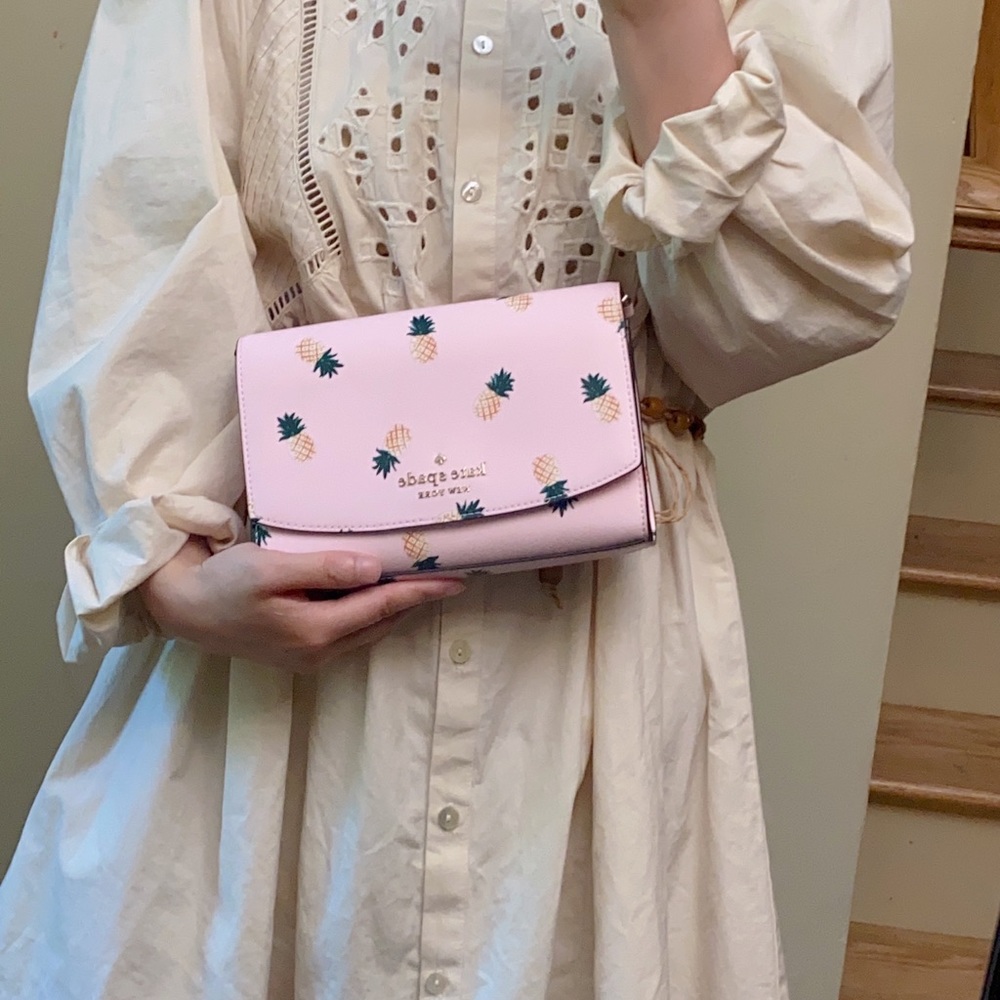 Kate Spade Staci pineapple crossbody - Picture 11 of 13
